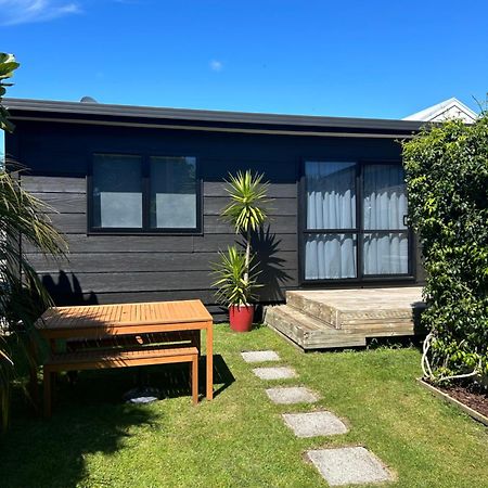Evolve Bach Villa Whitianga Exterior photo